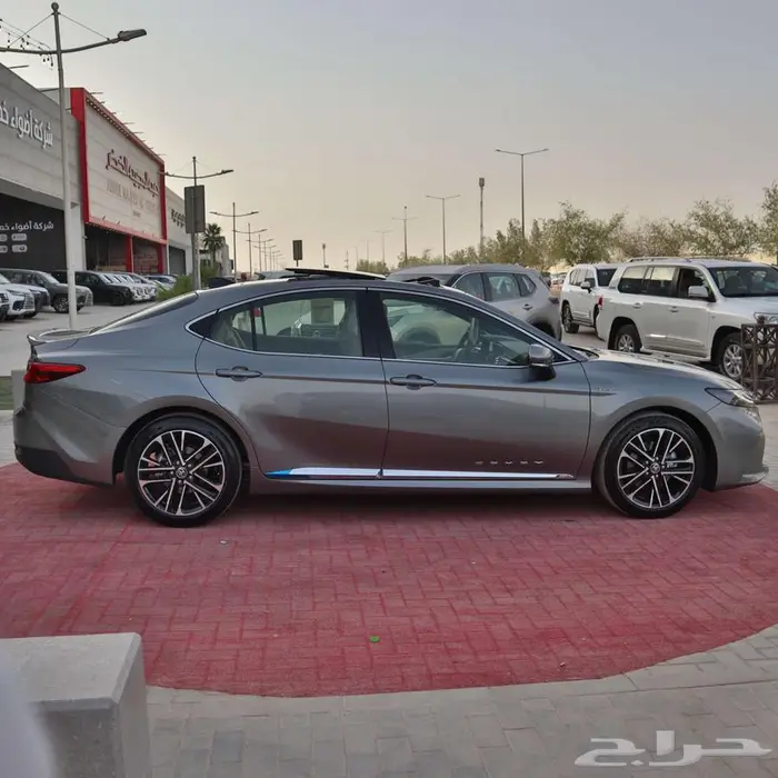 تويوتا كامري LE هايبرد 2025 سعودي اقل نسبه تمويل 3