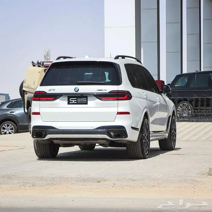 بي ام دبليو X7 فل كامل 2025 ناغي عداد 17 الف كم 4