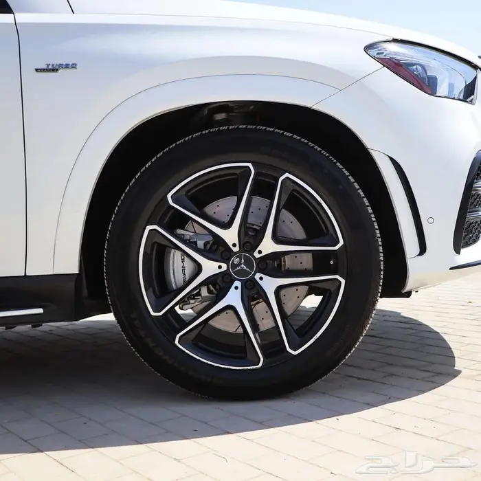 مرسيدس GLE53 موديل 2021 ممشى 108 الف كم 21