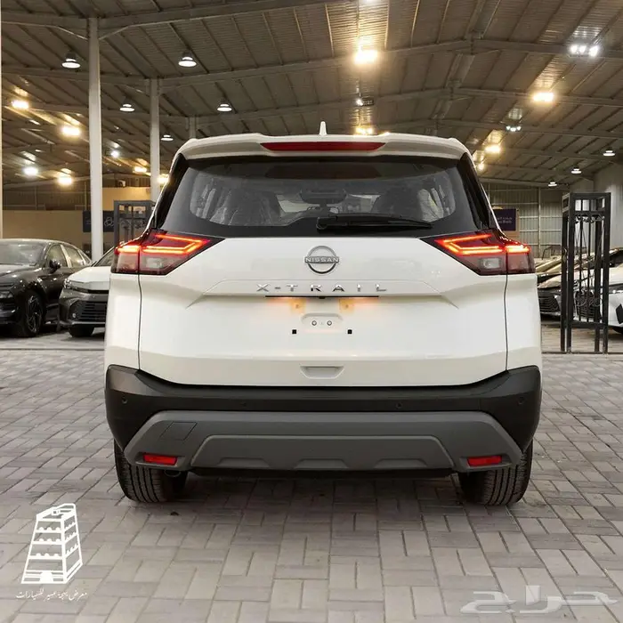 نيسان اكس تريل 2025 استاندر دبل 5 مقاعد تقسيط لكل البنوك 8