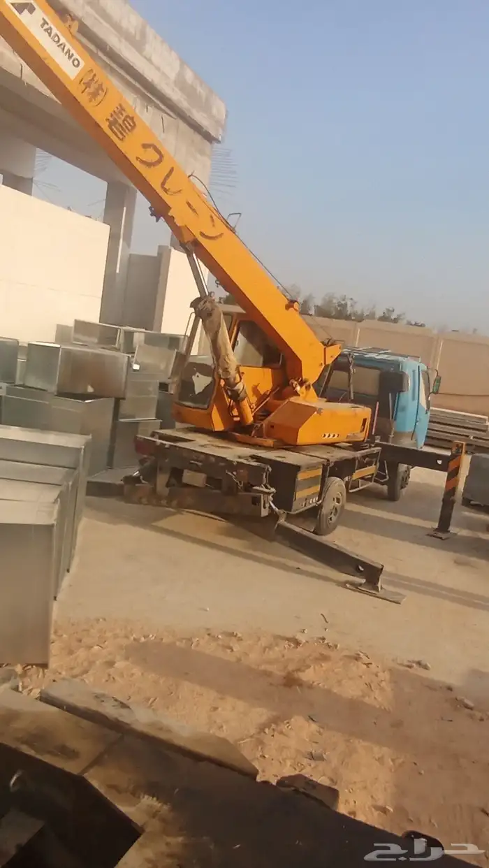 كرينات سطحات تريلات بومتراك للايجار 2