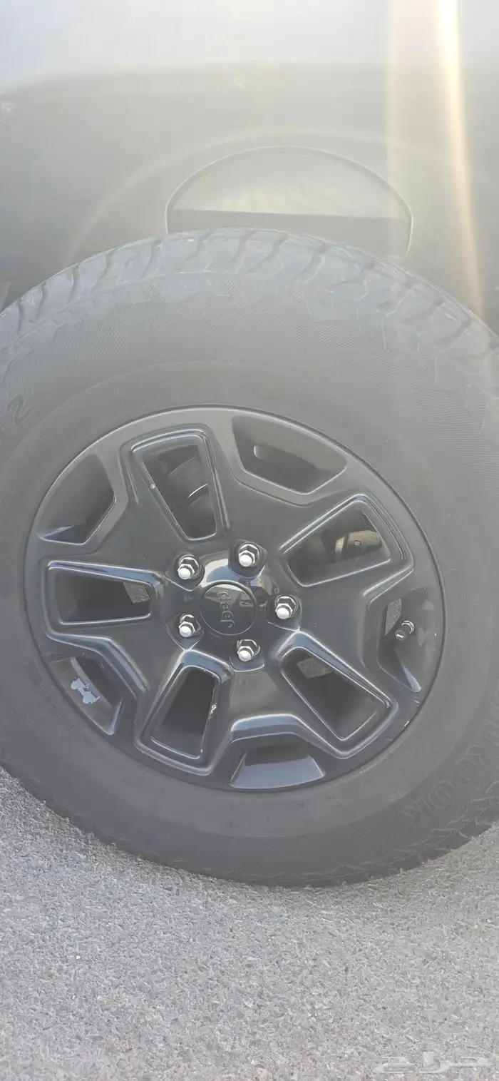 جنوط رانجلر ويليز عدد 5 مع كفراته 1