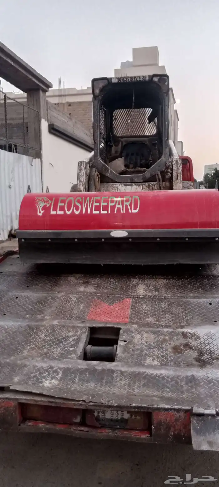 للايجار معدات بيوم و الشهر مكنسه رصاصه و بوبكات 1