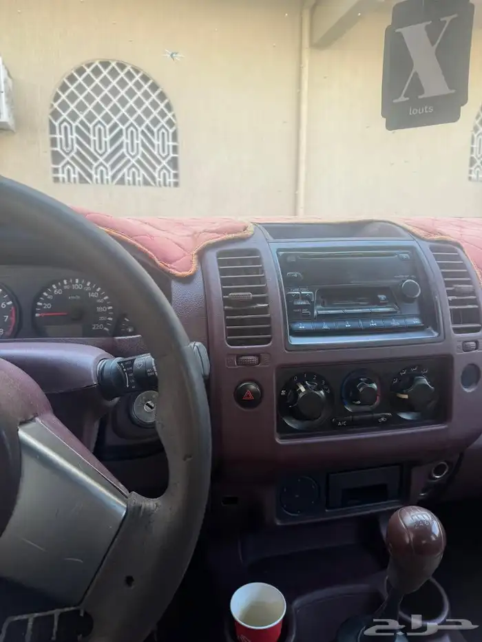 نيسان نفارا 8