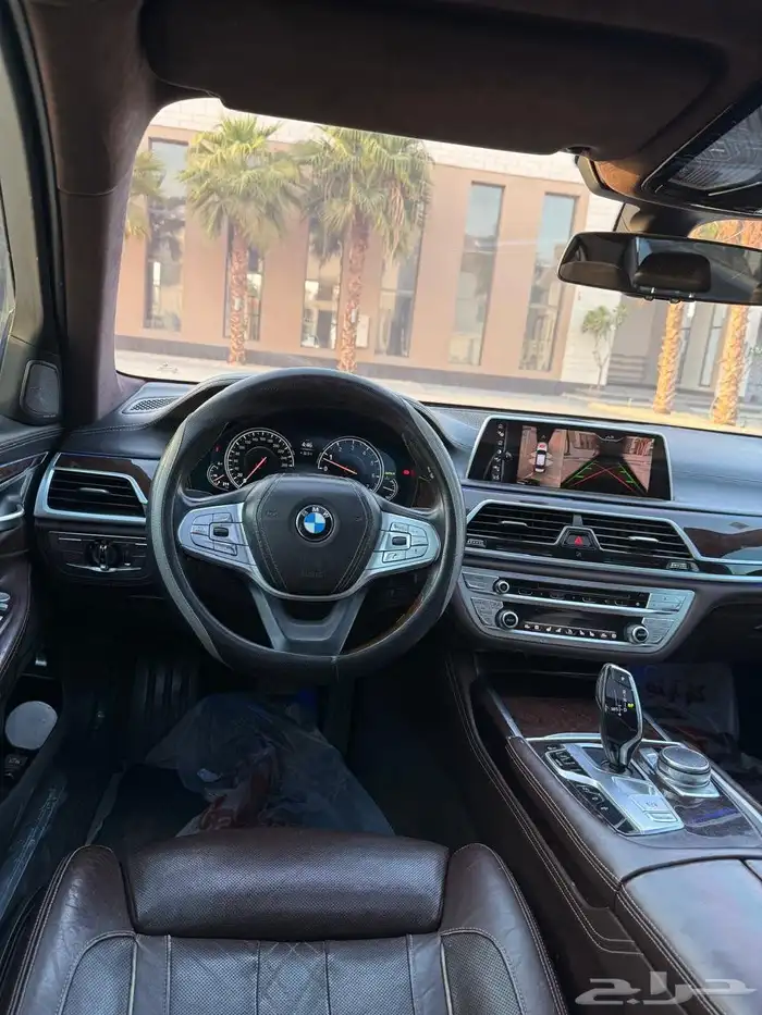 بي ام دبليو 740Li 2016 26