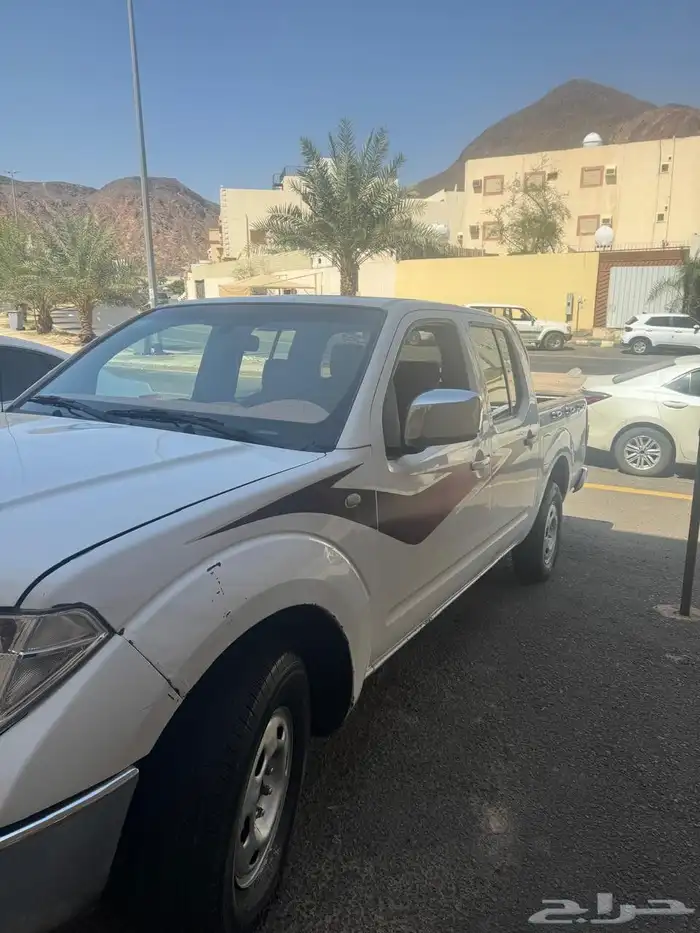 نيسان نفارا 3