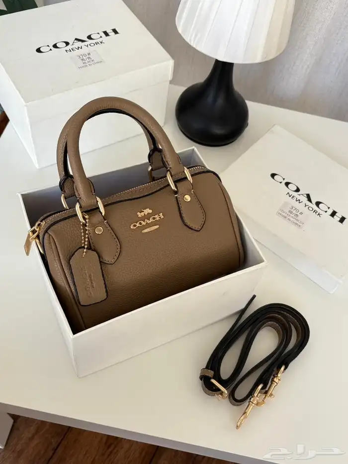 شنط كوتش شنط نسائيه شامل التوصيل ودفع عند الاستلام 39