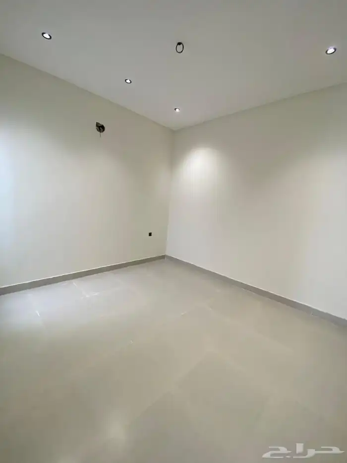 تاون هاوس للبيع بضاحية نمار 11