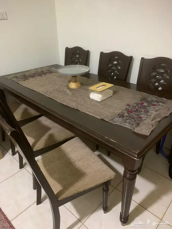 كنب زاوية و طاولة سفرة 3