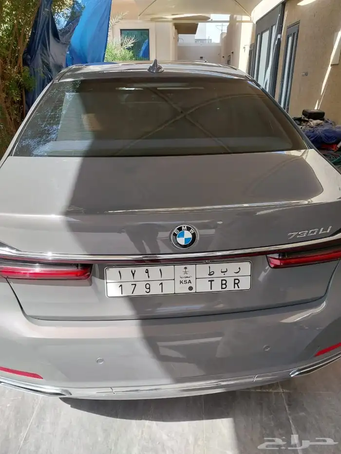 بي ام دبليو 730 2022 1
