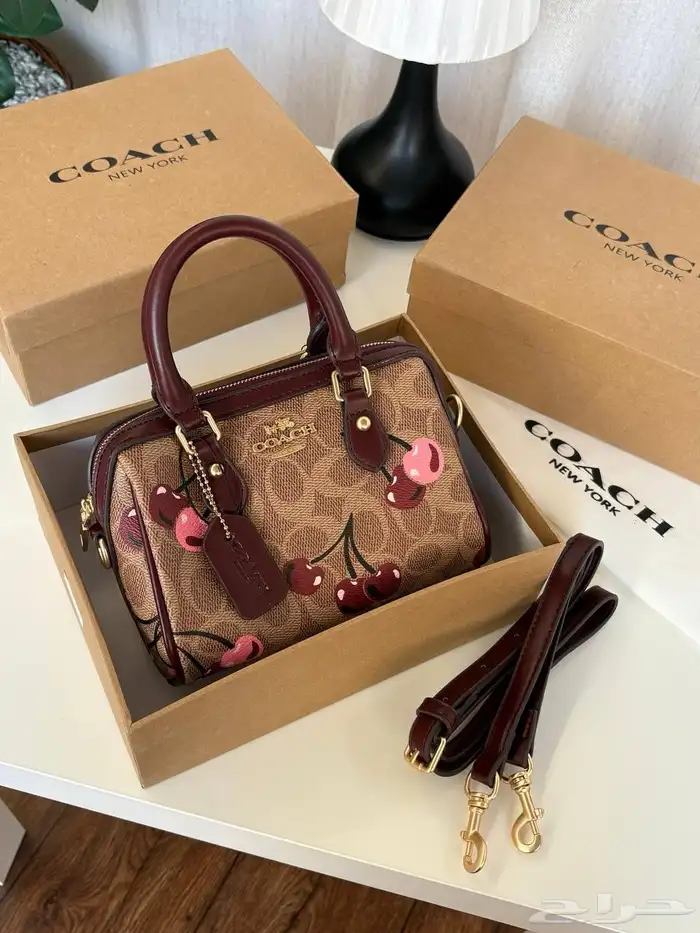 شنط كوتش شنط نسائيه شامل التوصيل ودفع عند الاستلام 58