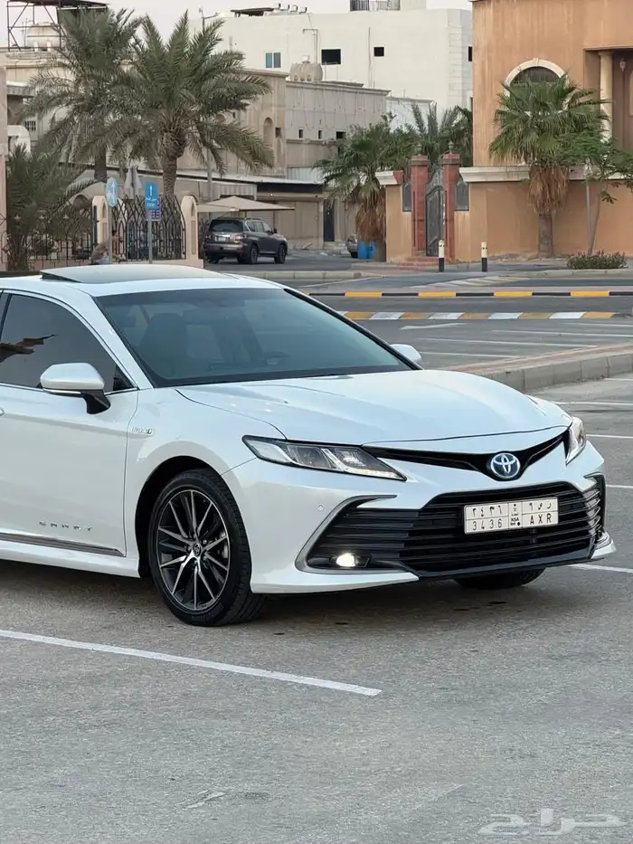 تويوتا كامري فل GLE 2023 15
