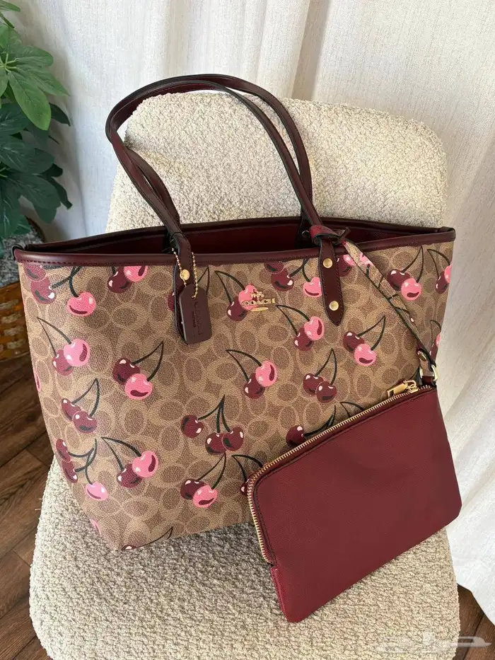 شنط كوتش شنط نسائيه شامل التوصيل ودفع عند الاستلام 74