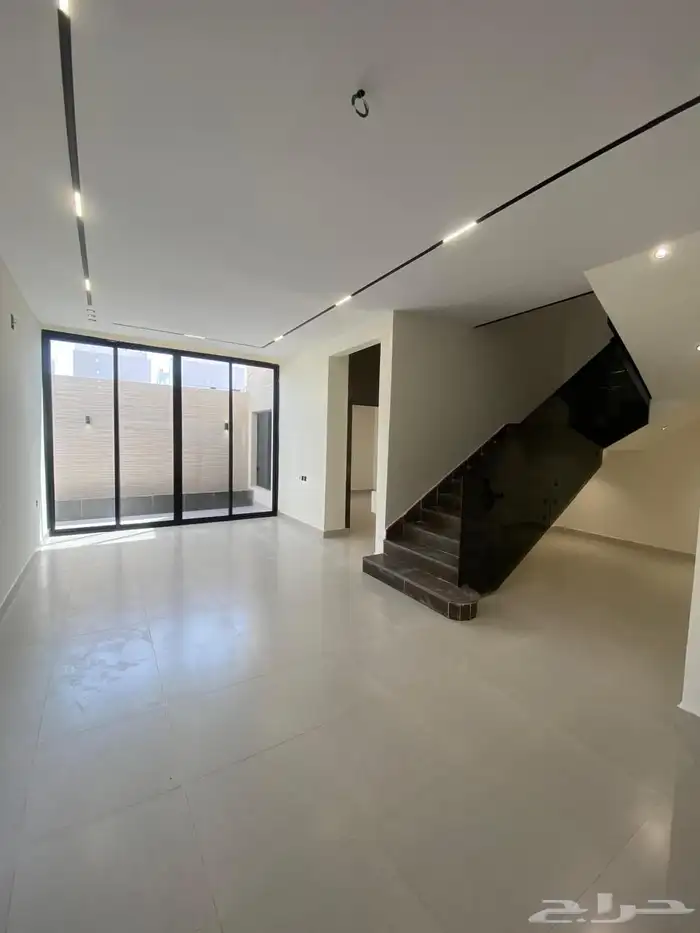 شقه للبيع 10