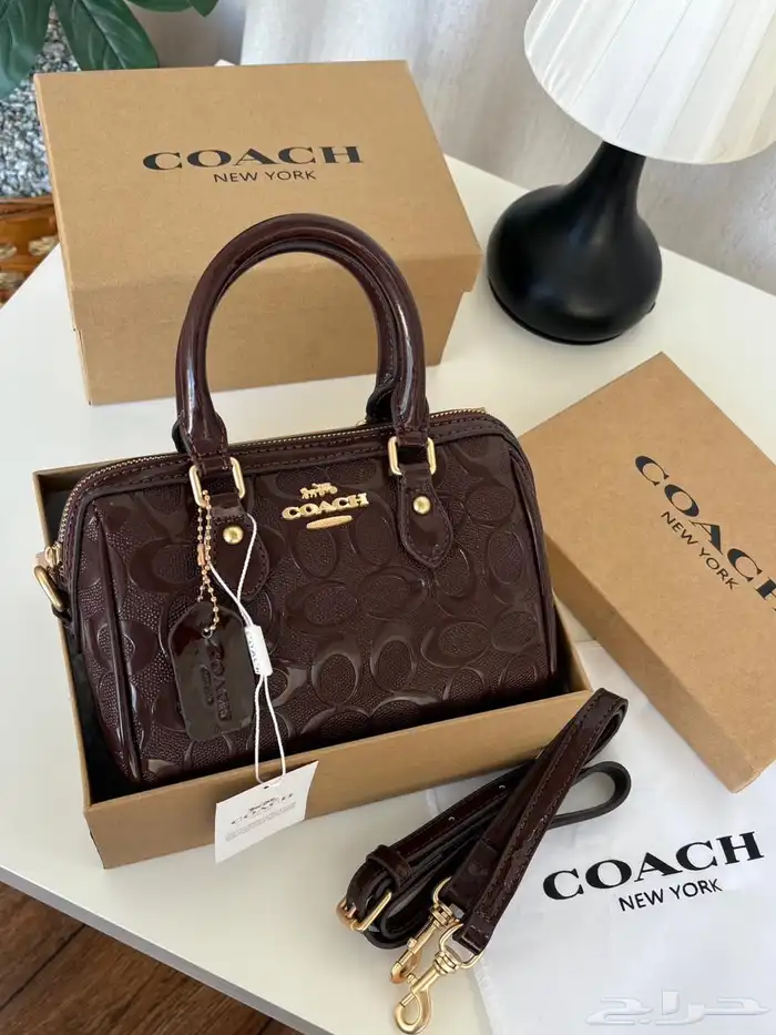 شنط كوتش شنط نسائيه شامل التوصيل ودفع عند الاستلام 37