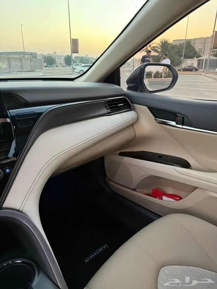 تويوتا كامري فل GLE 2023 34