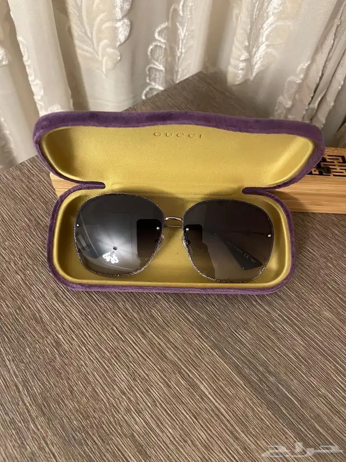 نظارة قوتشي 0