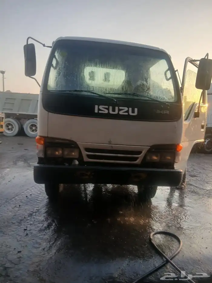 ديناه ايسوزو NKR 8