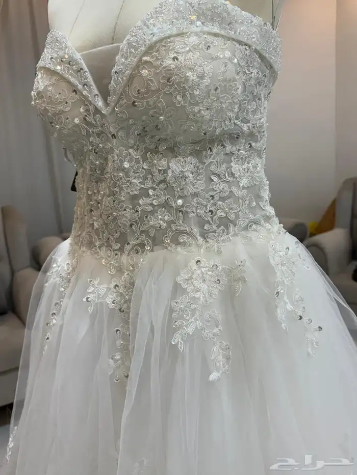 للبيع فستان زواج لم يستخدم 0