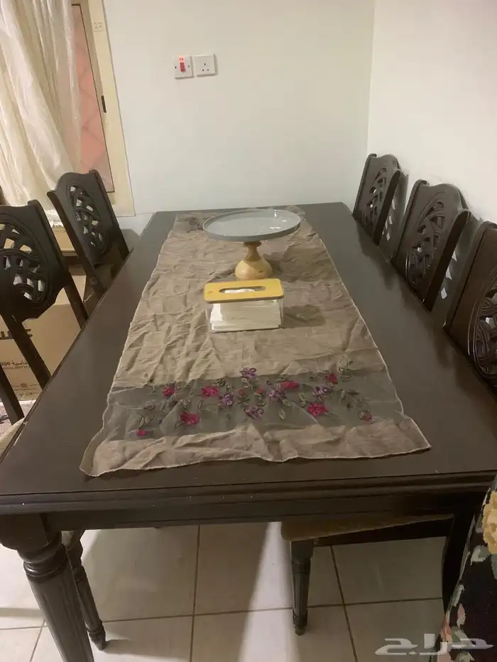 كنب زاوية و طاولة سفرة 2