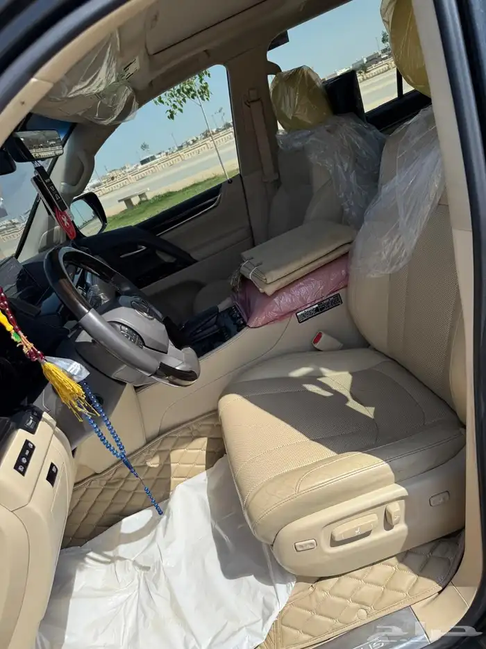 جيب لكزس 2020فل كامل ADسعودي بروجكتر المعروفه لهذي الفئه 6