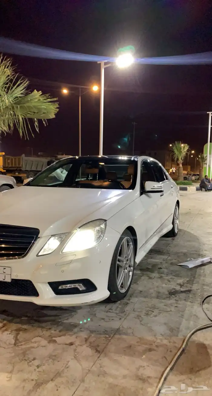 مرسيدس E300 1