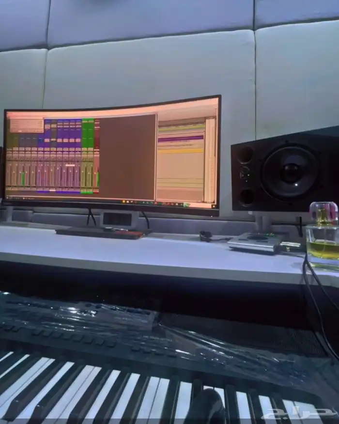 شاعر جزل متمكن منشدين لكل الشيلات 0