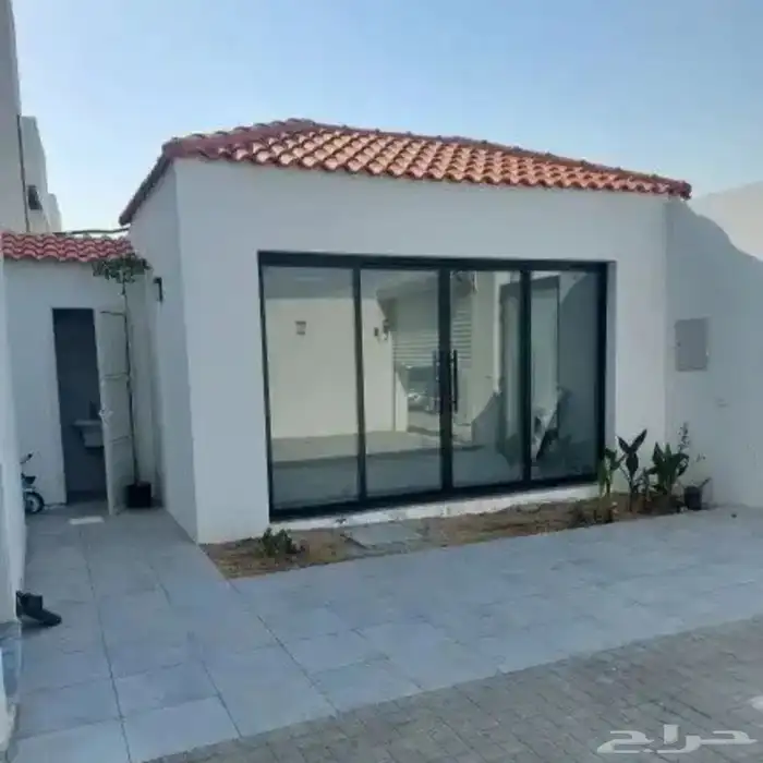 مقاول عام بناء ملاحق مجالس عوازل اسطح 1