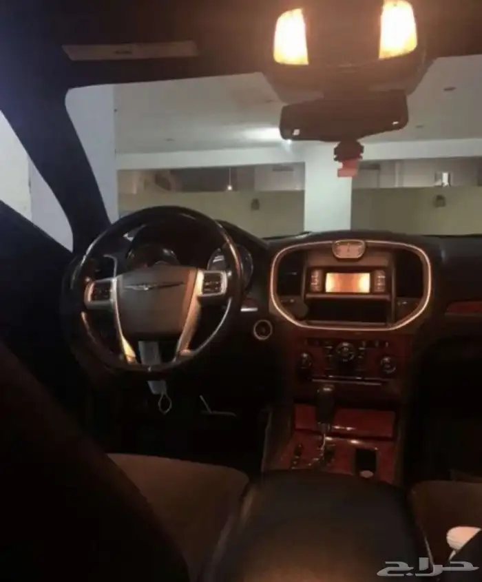 للبيع كرايسلر 2012 نظيف 1