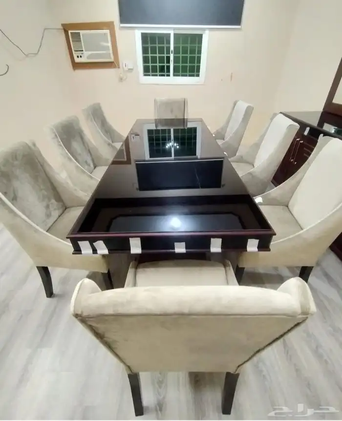 طاولات طعام 0