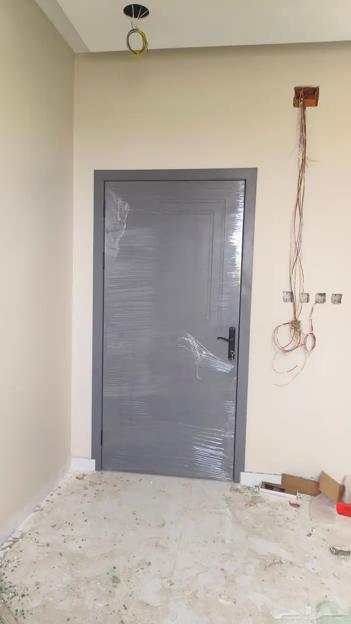 تفصيل ابواب خشب بجميع انواعها ودبليو بي سي 0