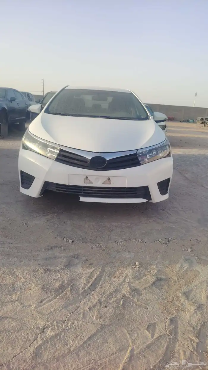 قطغ تويوتا كورلا 2015 0