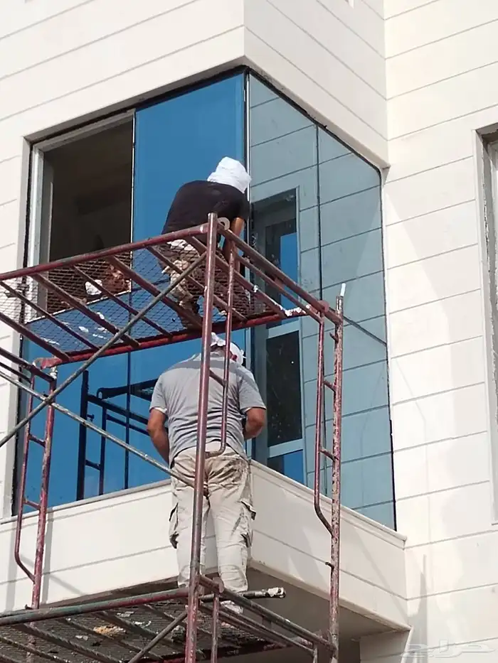 زجاج سكريت والمنيوم القمه 6