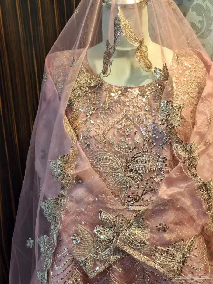 لبس باكستاني و هندي للنساء 5