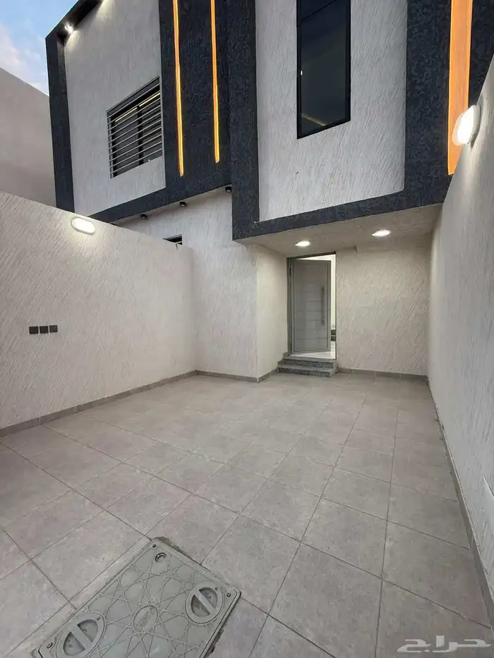 للبيع روف درج خارجي مساحه 377 شمال الخميس بسعر 650 الف 1