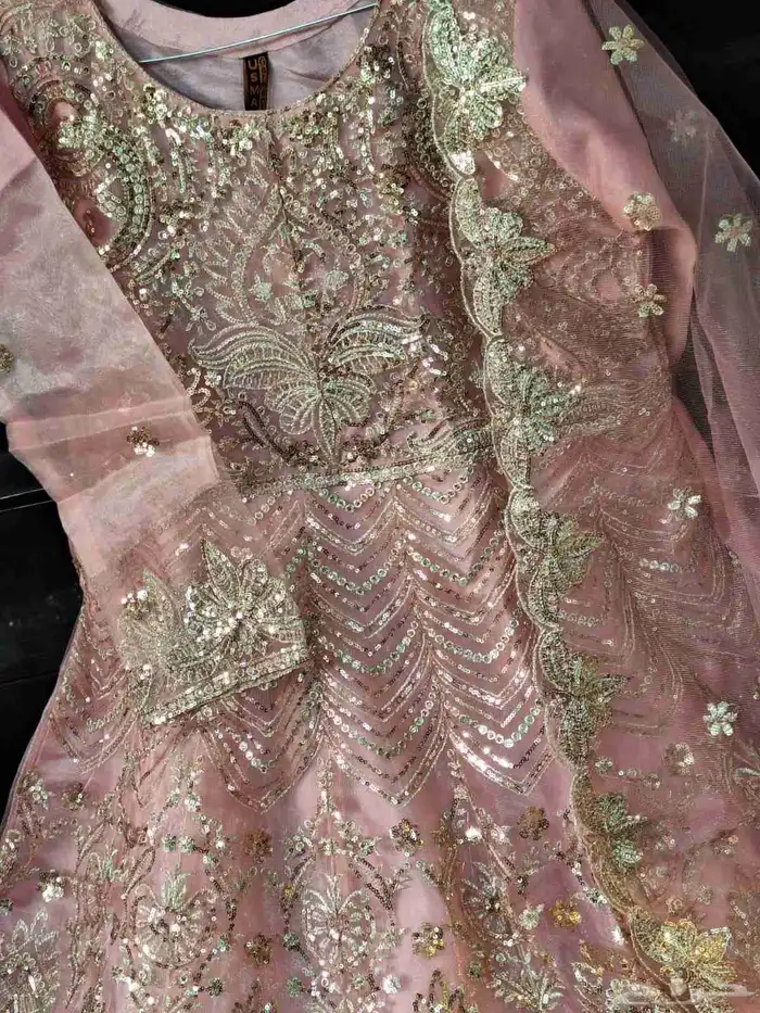 لبس باكستاني و هندي للنساء 4