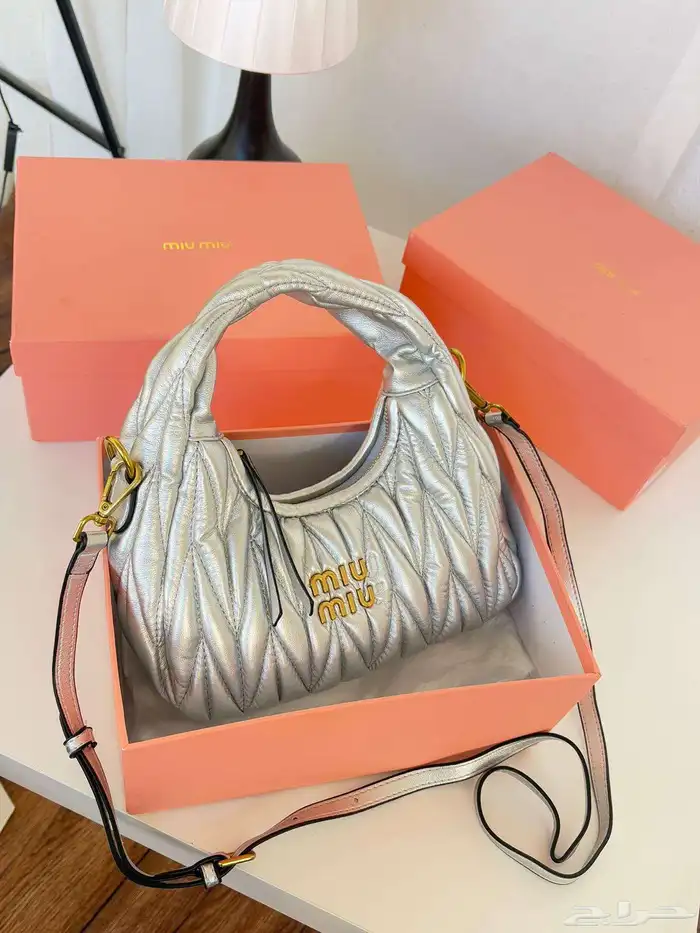 شنط ماركه مع الملاحقات توصيل فوري جده والرياض باقي المدن شحن 29