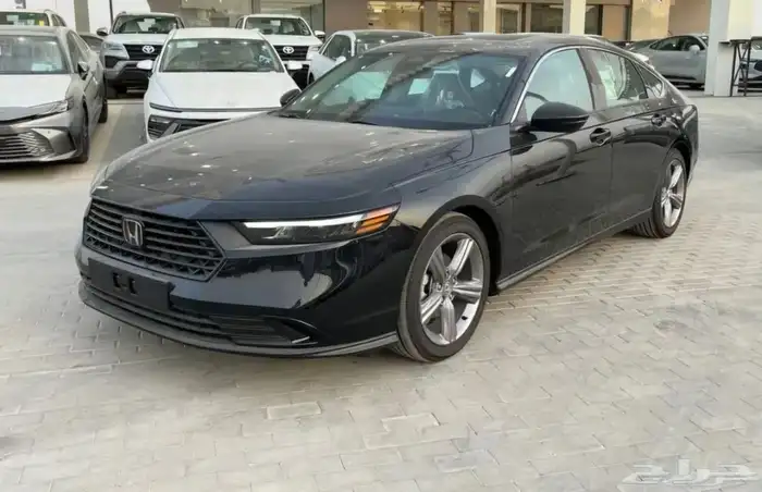 هوندا اكورد اي اكس 2025 8