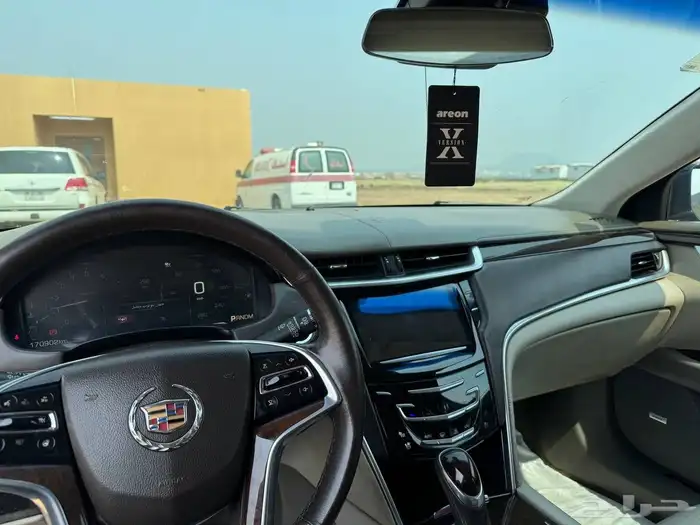 كاديلاك 2014 xts 11