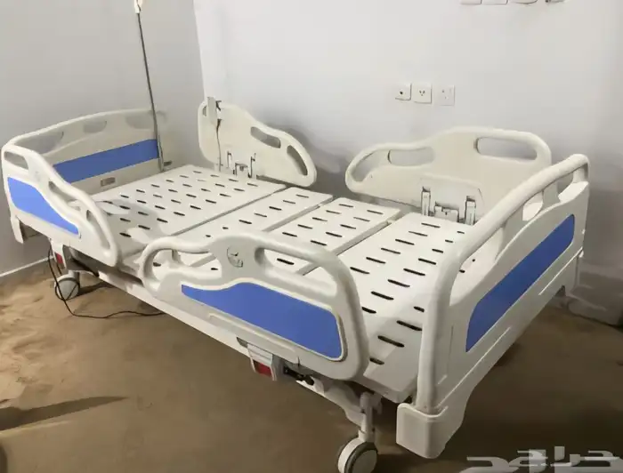 سرير طبي كهربائي 3