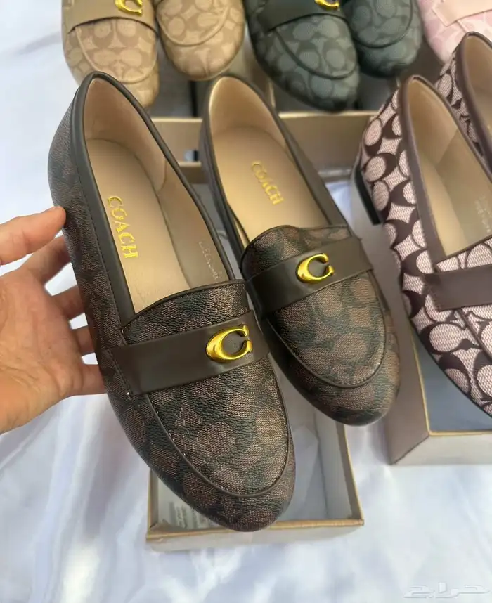 شوز كوتش 4