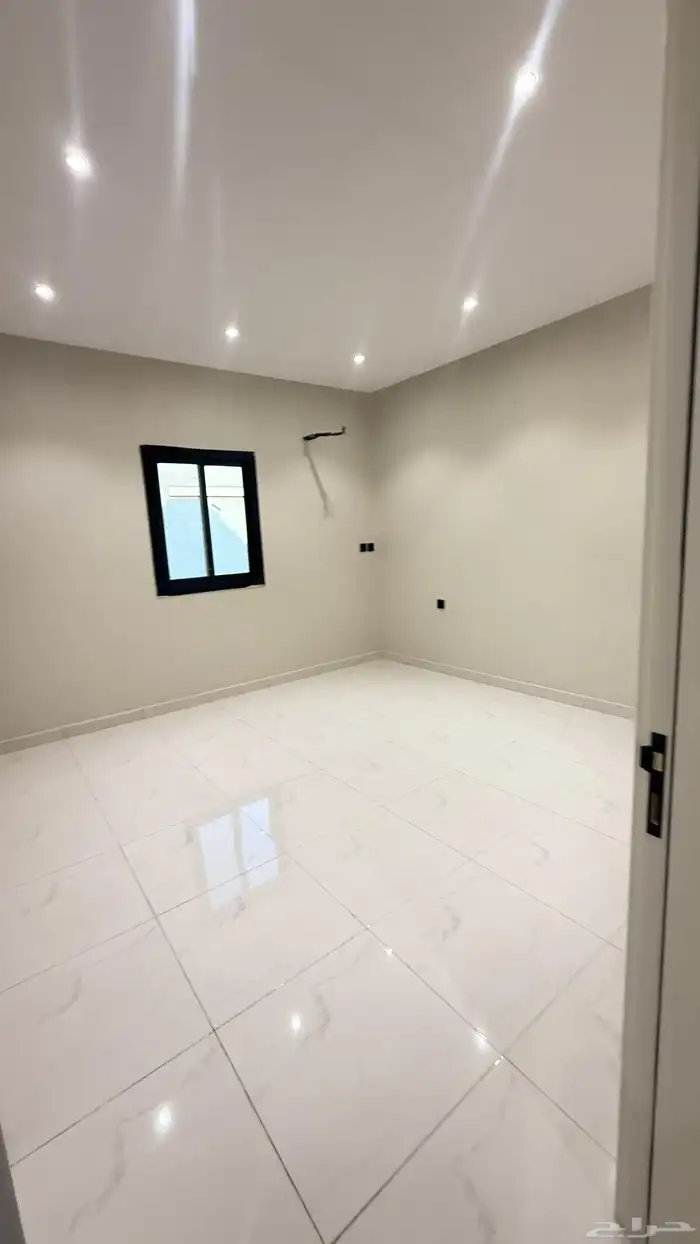 شقق جديده للايجار اول ساكن _ حي الصالحية المنح 19