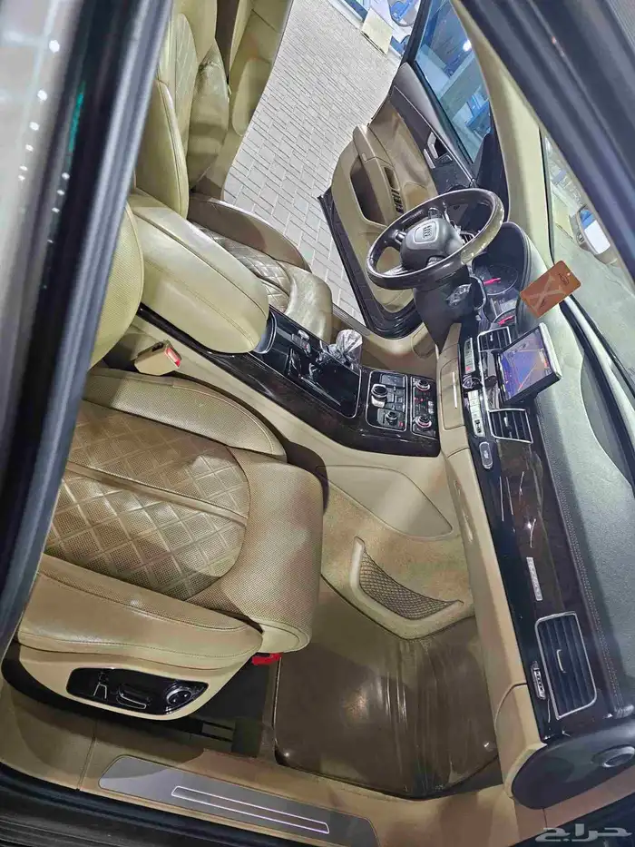 اودي a8 2015 ممشى 172 الف 4