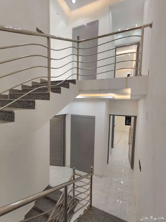 للبيع روف درج خارجي مساحه 377 شمال الخميس بسعر 650 الف 28