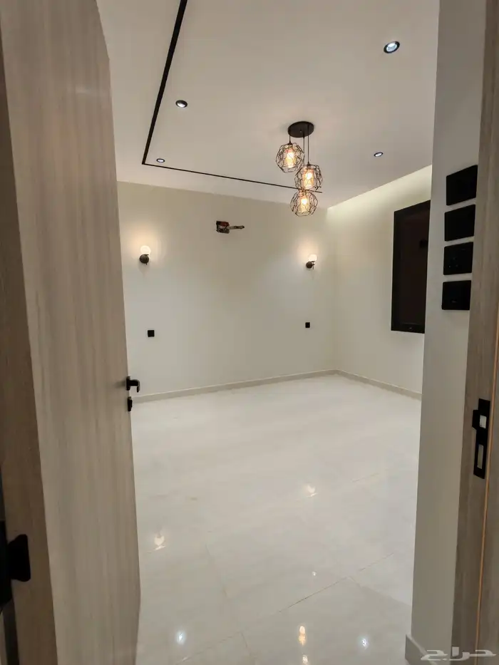 للبيع روف علوي مع ملحق وغرفه مشب ( احد رفيده) تشطيب فاخر 17
