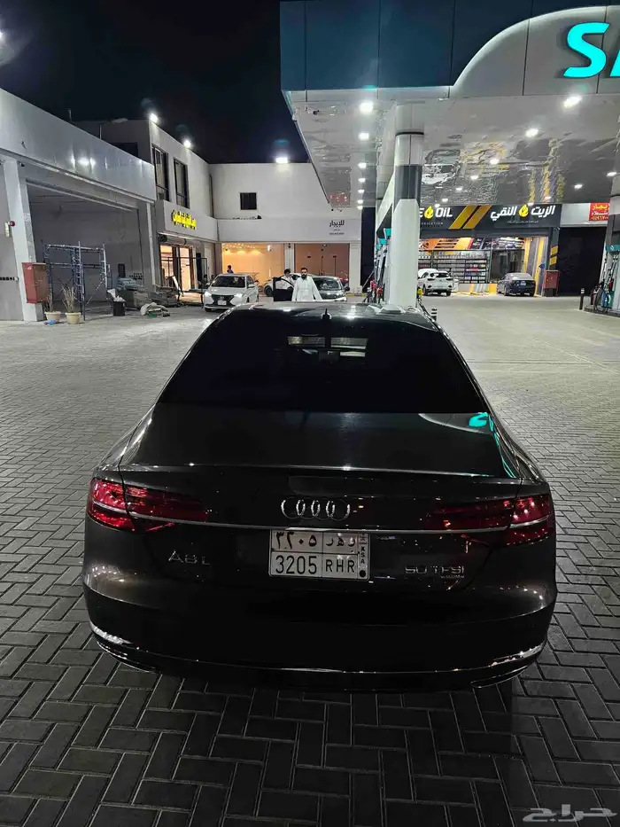 اودي a8 2015 ممشى 172 الف 7