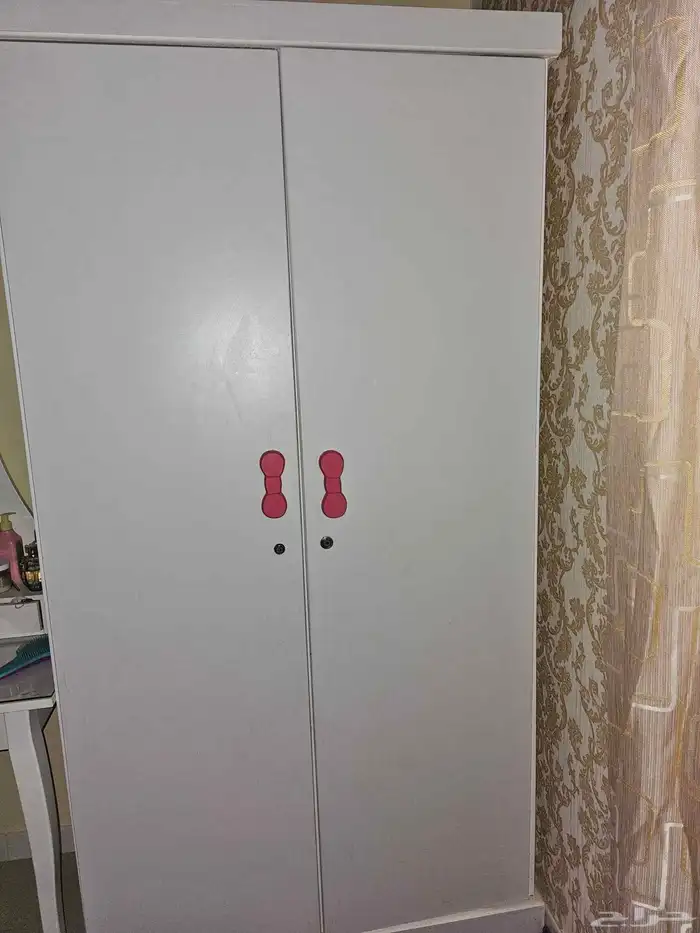 دولاب ابيض للبيع 0
