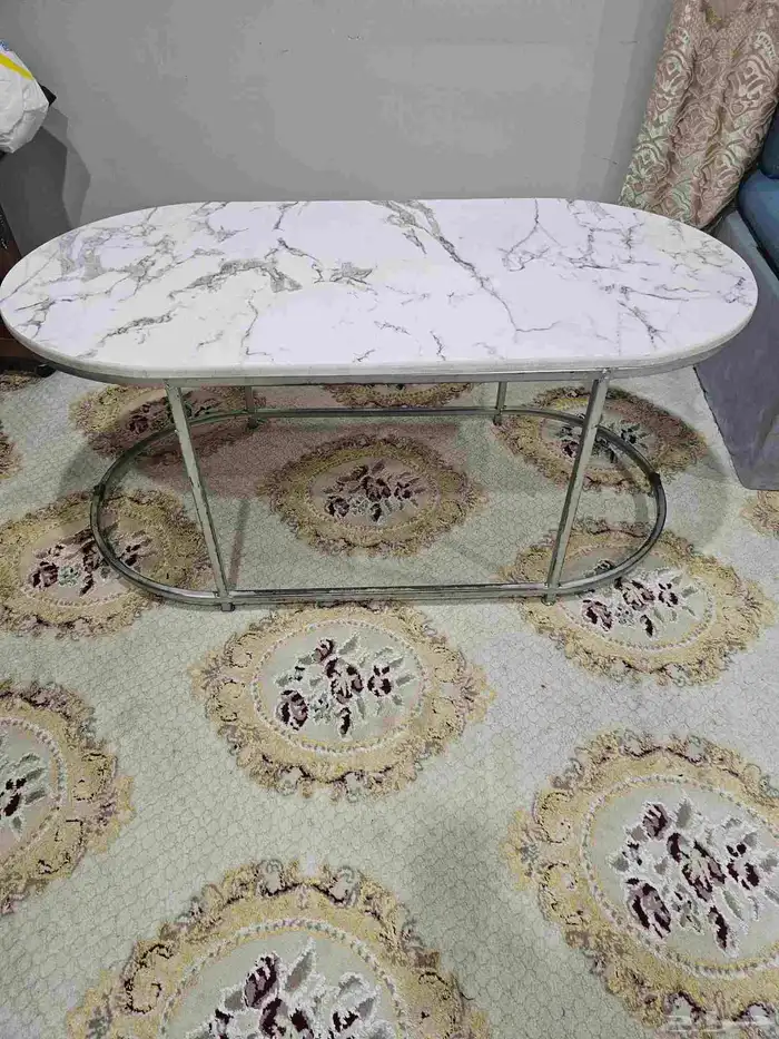 مدخل وطاولة وموكيته 1