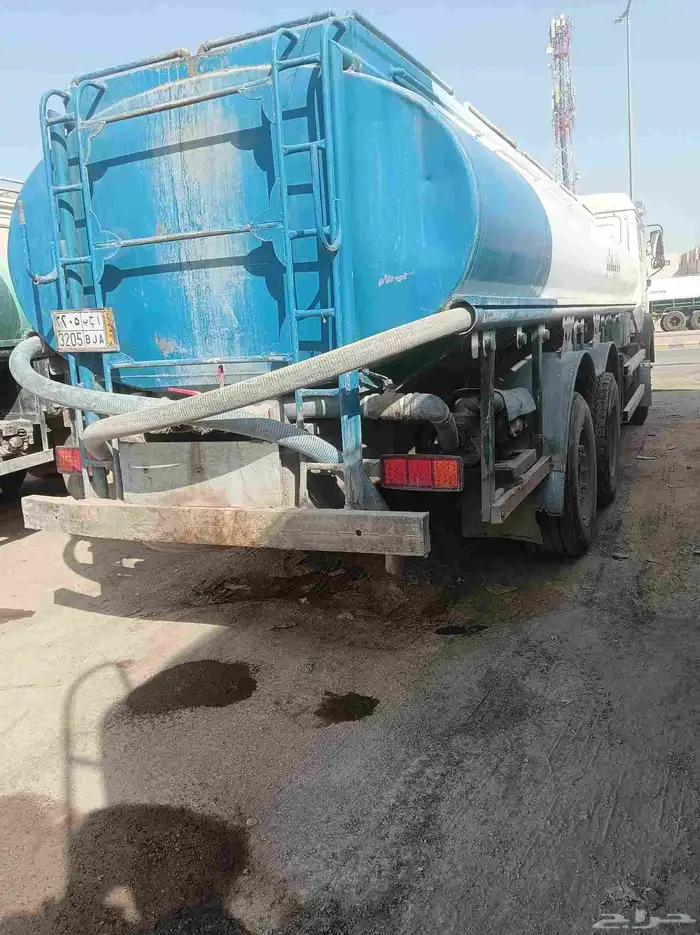 البي وايت مسكس 8