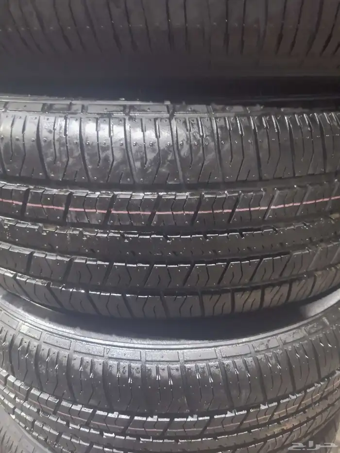 كفرات مستخدم منزل شبه جديد .مقاسات سيارات الدفع الرباعي 0